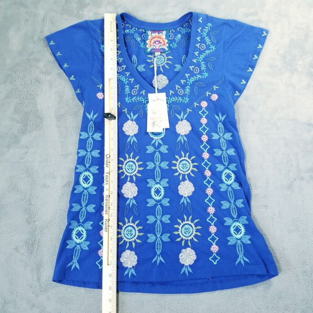 Johnny Was Oriel Flutter Sleeve Tee Shirt Size XS Blue Embroidered Boho Chic NEW - Picture 7 of 11